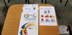 책상에 준비된 물품