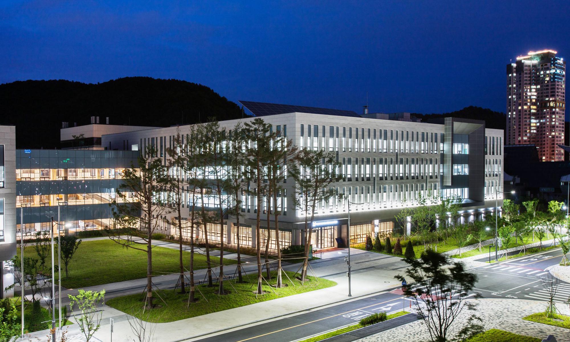 기초과학연구원(IBS) 이산수학그룹 소개